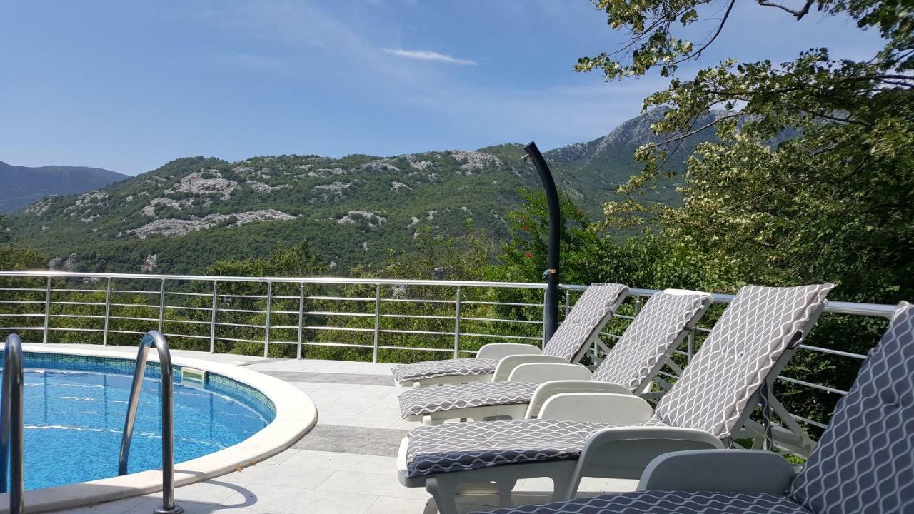Whitehouse Villa Вирпазар Экстерьер фото